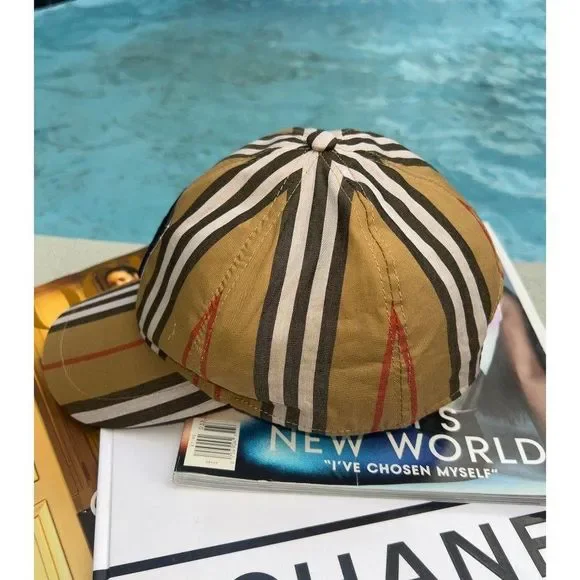SOLD Burberry London Women's Beige Nova Check & TB Logo Baseball Cap Size M - Picture 5 of 13